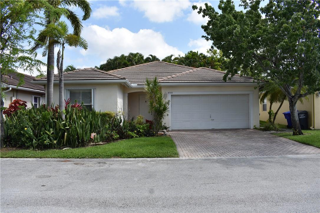 Banyan Oakridge 157-44 B - Residential