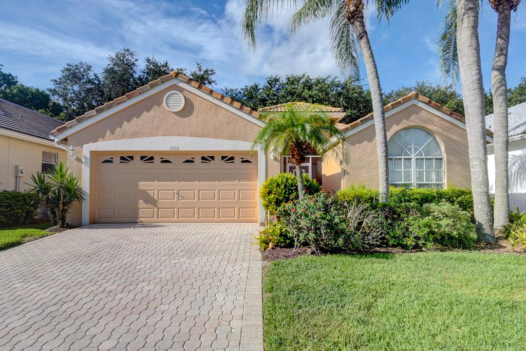 Photo of 7572 Charing Cross Lane Ln, Delray Beach, FL 33446 (MLS # R10810257)
