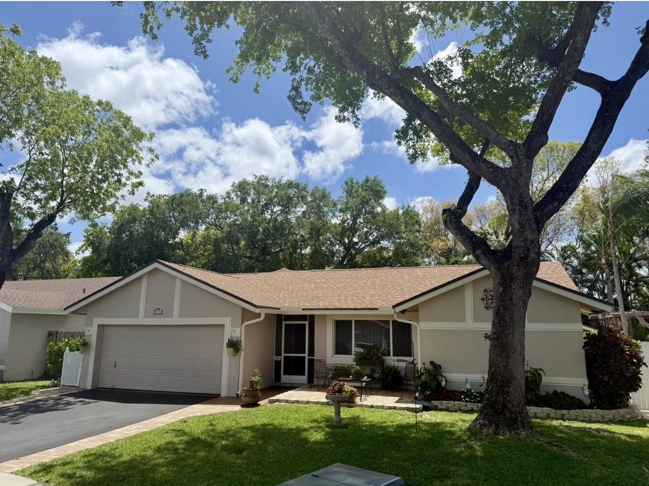 SPRINGTREE - Residential