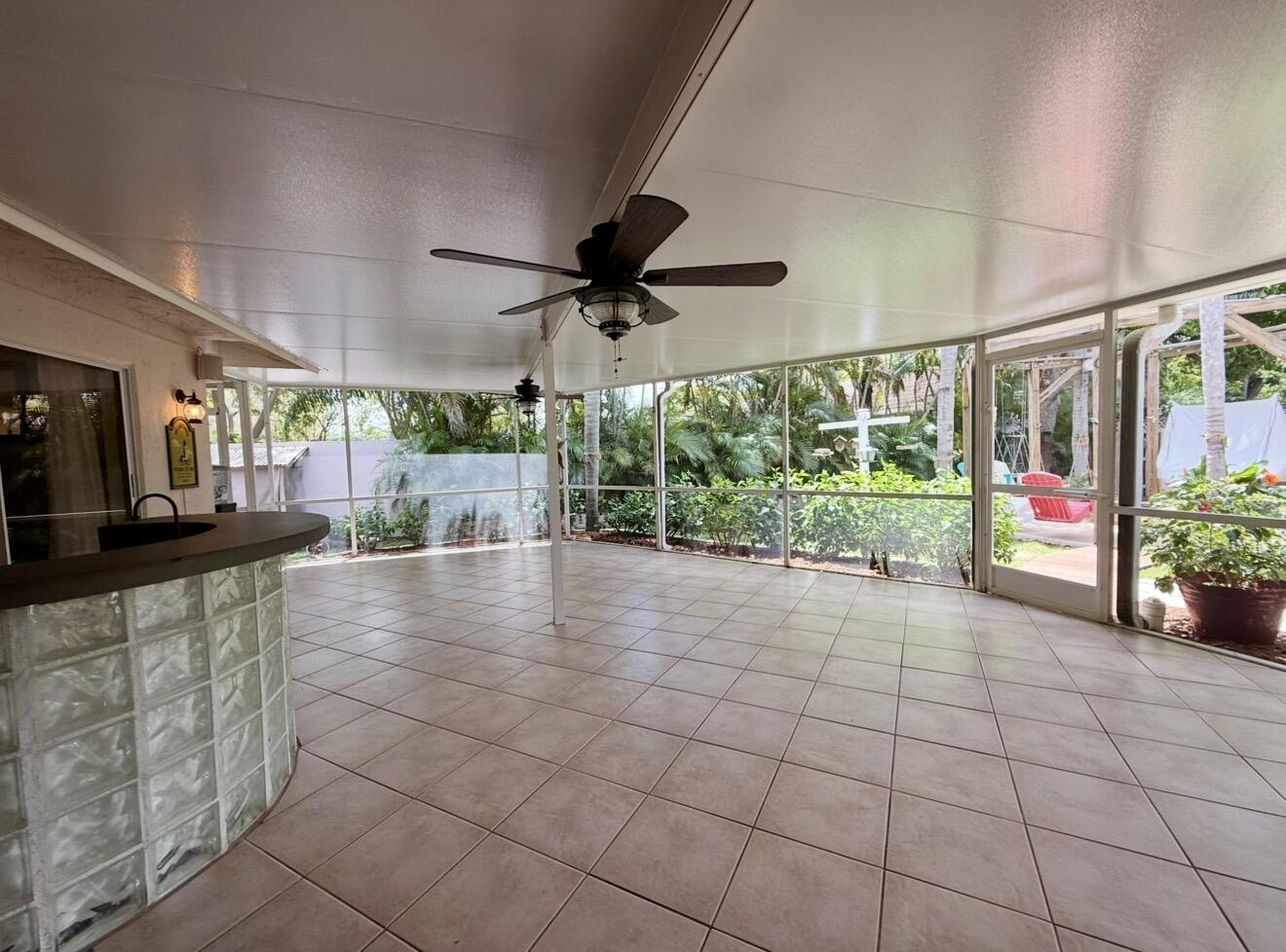 SPRINGTREE - Residential