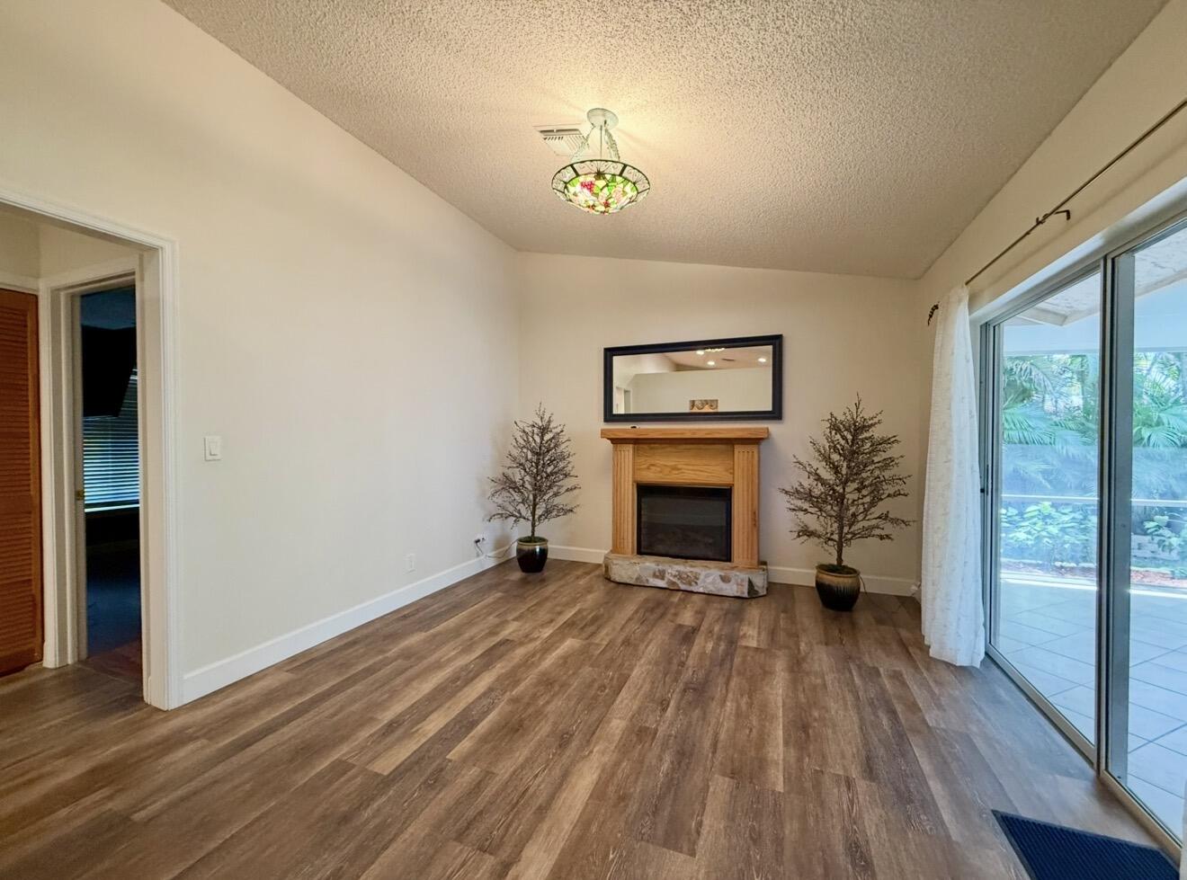 SPRINGTREE - Residential