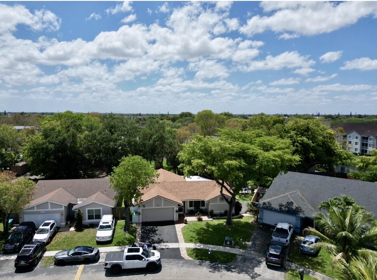 SPRINGTREE - Residential