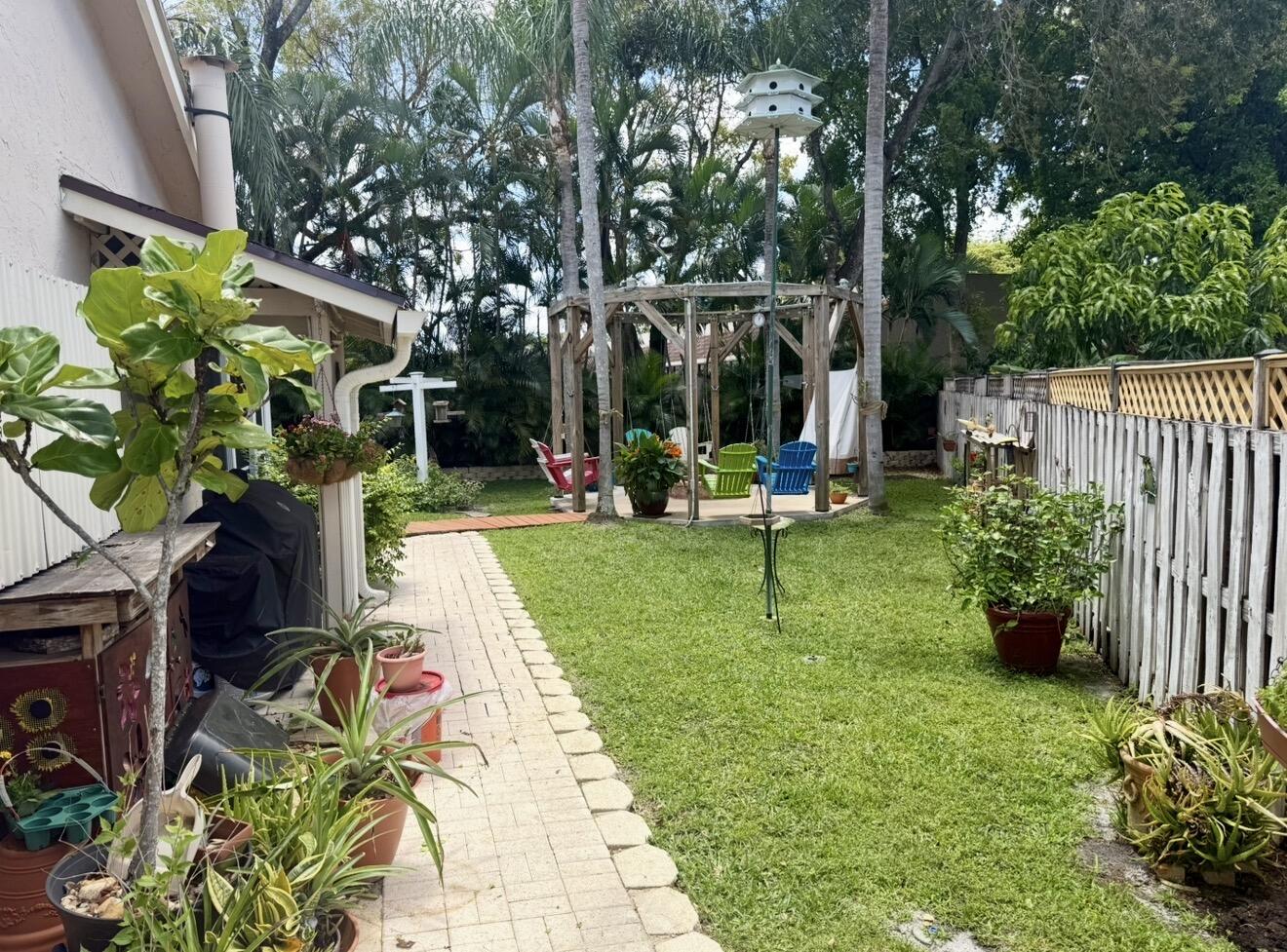 SPRINGTREE - Residential