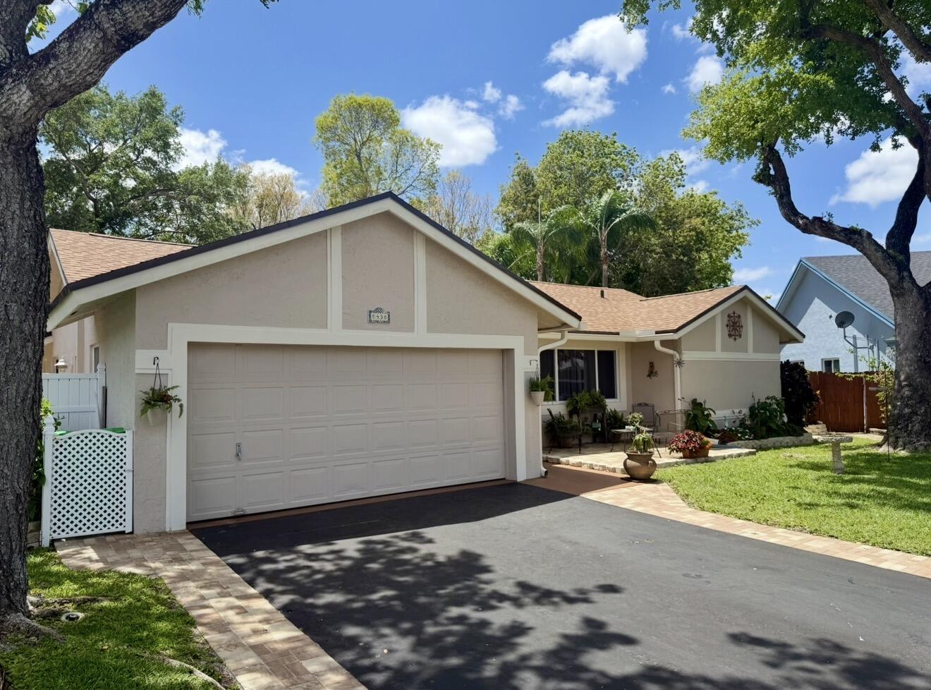 SPRINGTREE - Residential