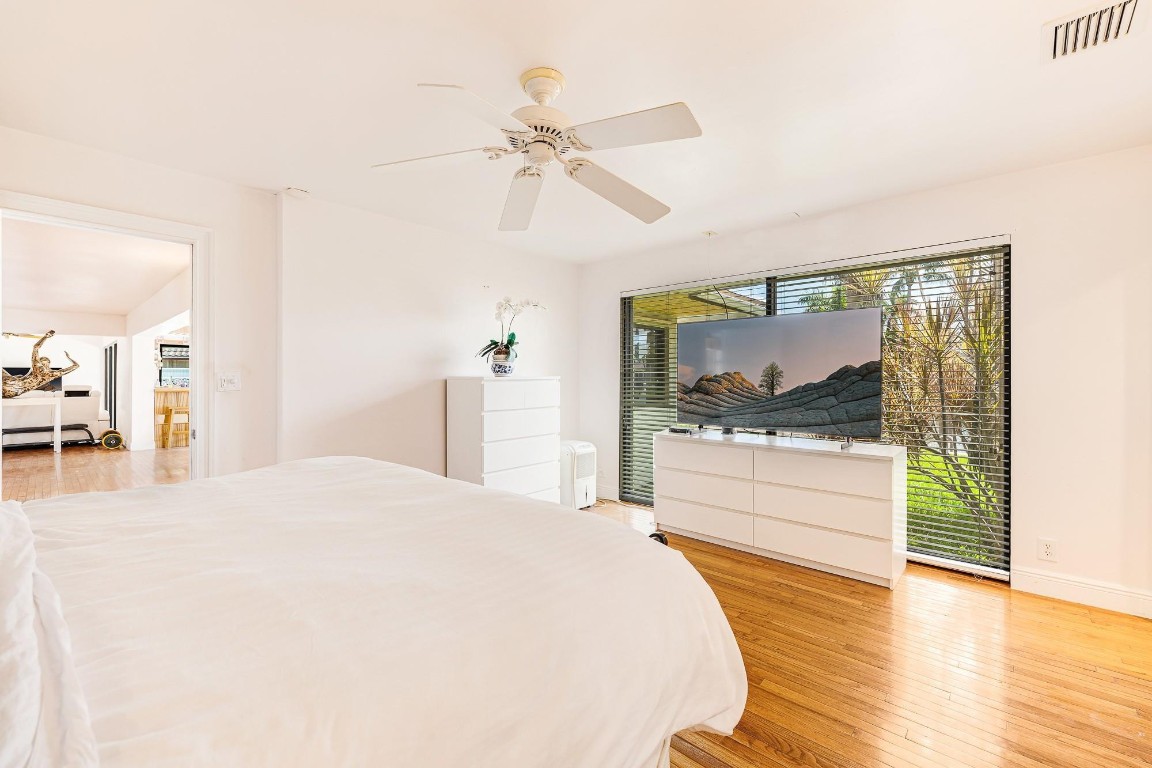 SANTA BARBARA SHORES - Residential