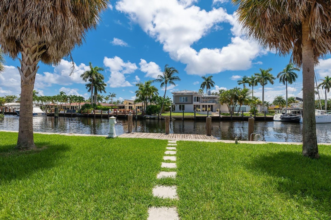 SANTA BARBARA SHORES - Residential