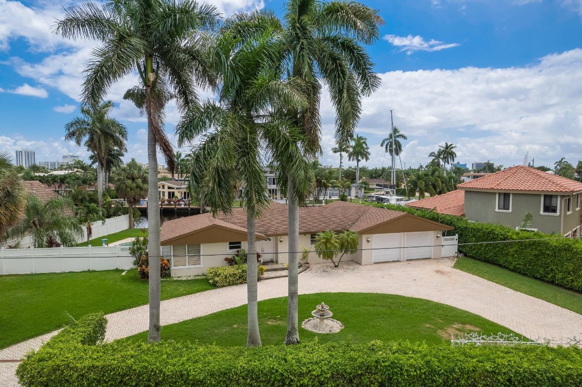 SANTA BARBARA SHORES - Residential