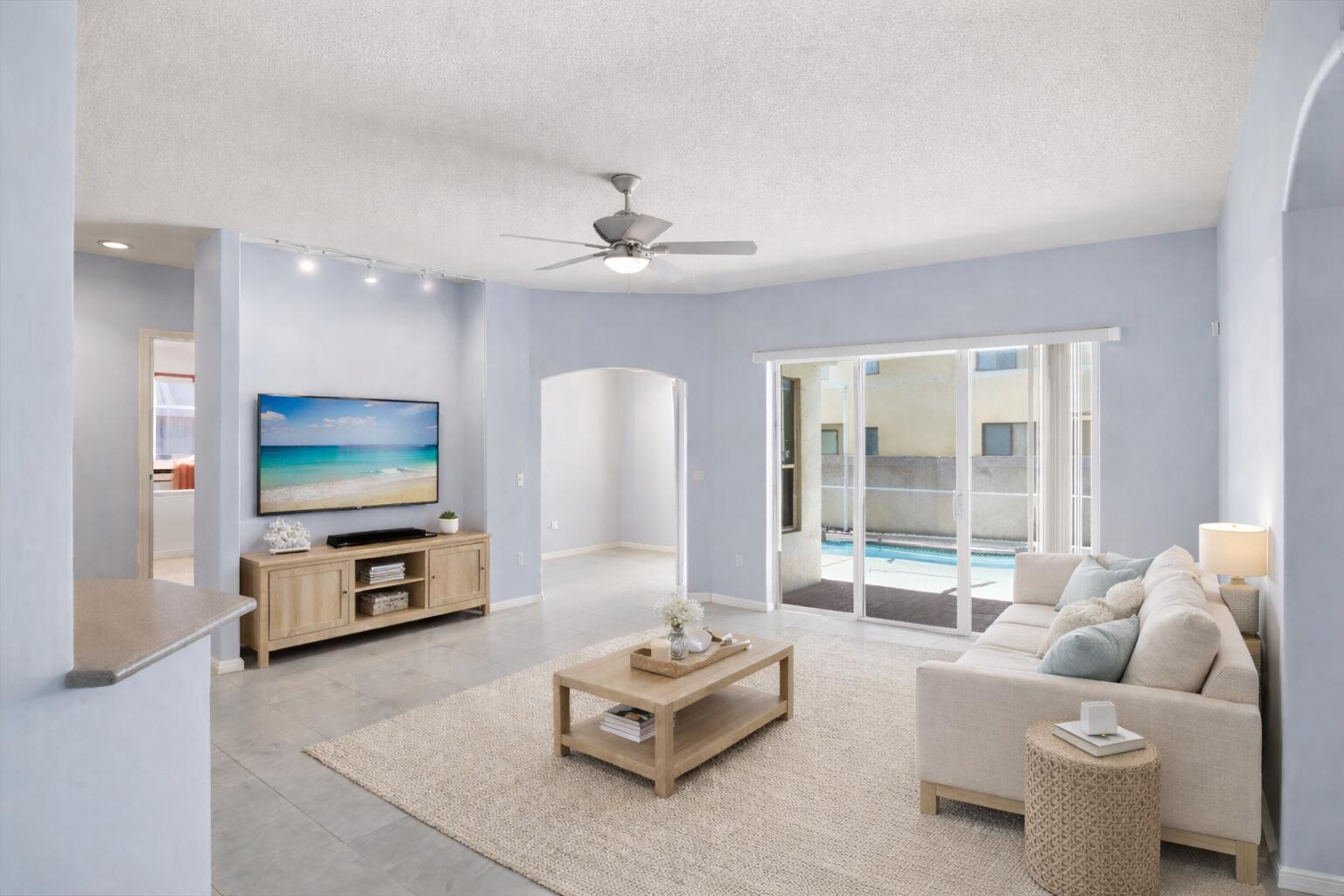 WINDSOR PALMS - Residential