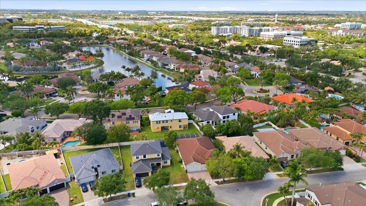 WINDSOR PALMS - Residential