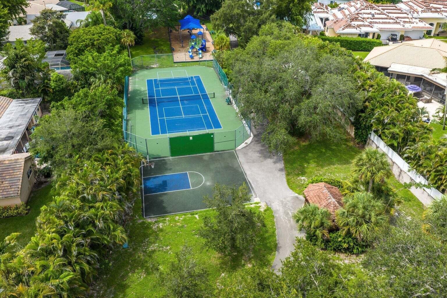 ESTANCIA II OF VIA VERDE - Residential