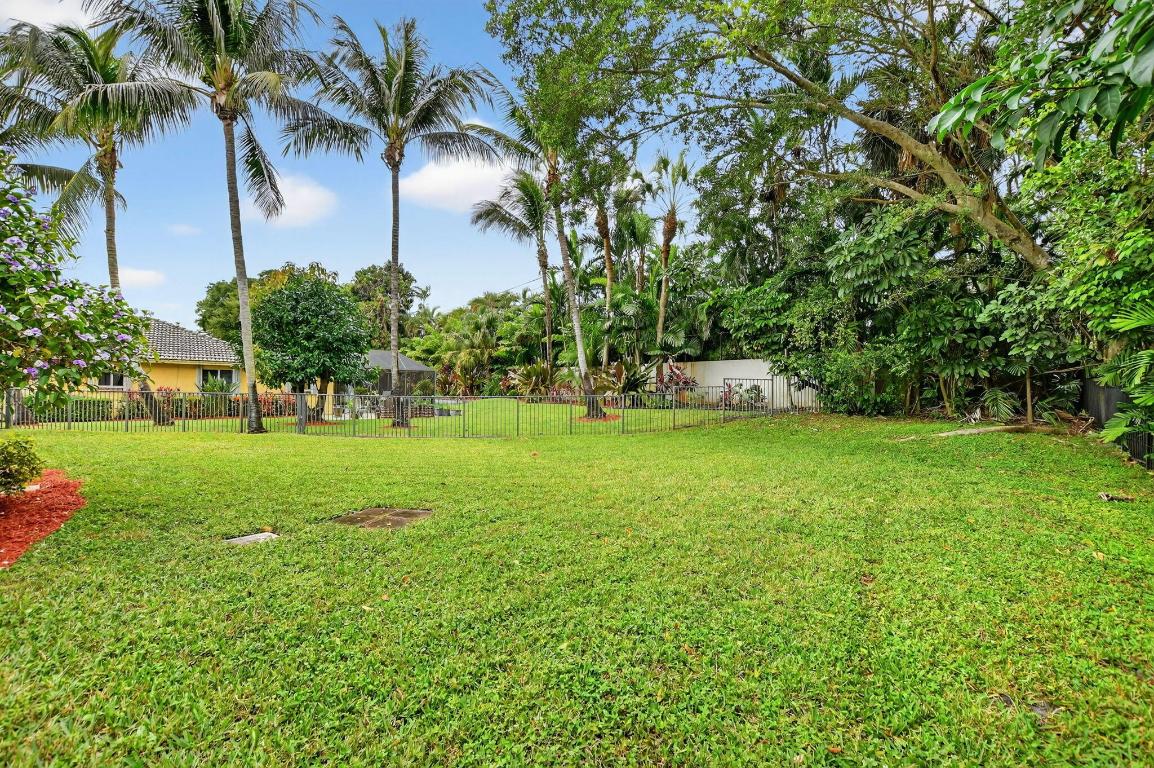 ESTANCIA II OF VIA VERDE - Residential