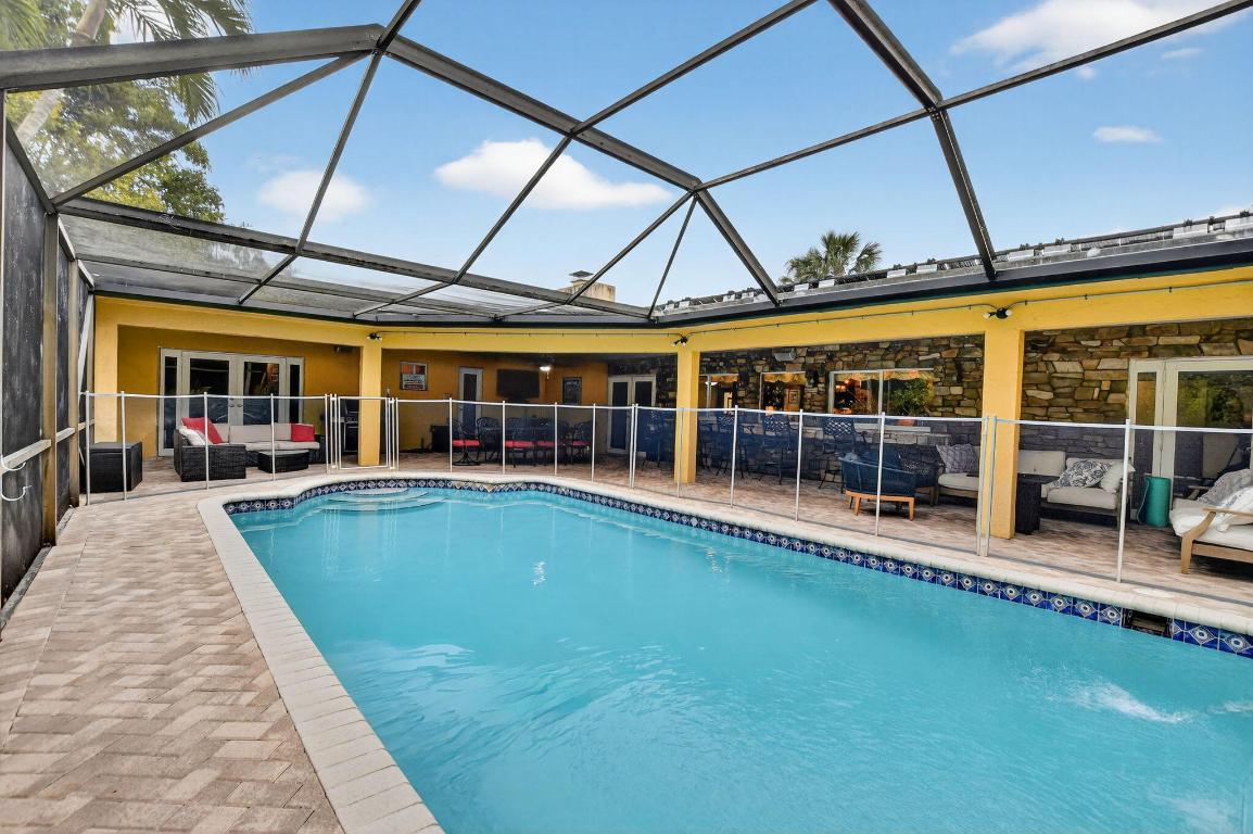 ESTANCIA II OF VIA VERDE - Residential