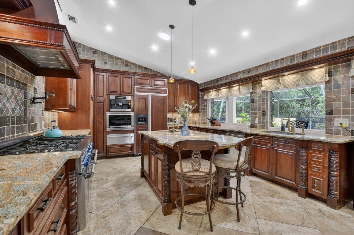 ESTANCIA II OF VIA VERDE - Residential