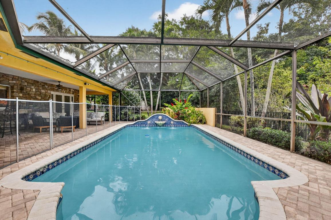 ESTANCIA II OF VIA VERDE - Residential