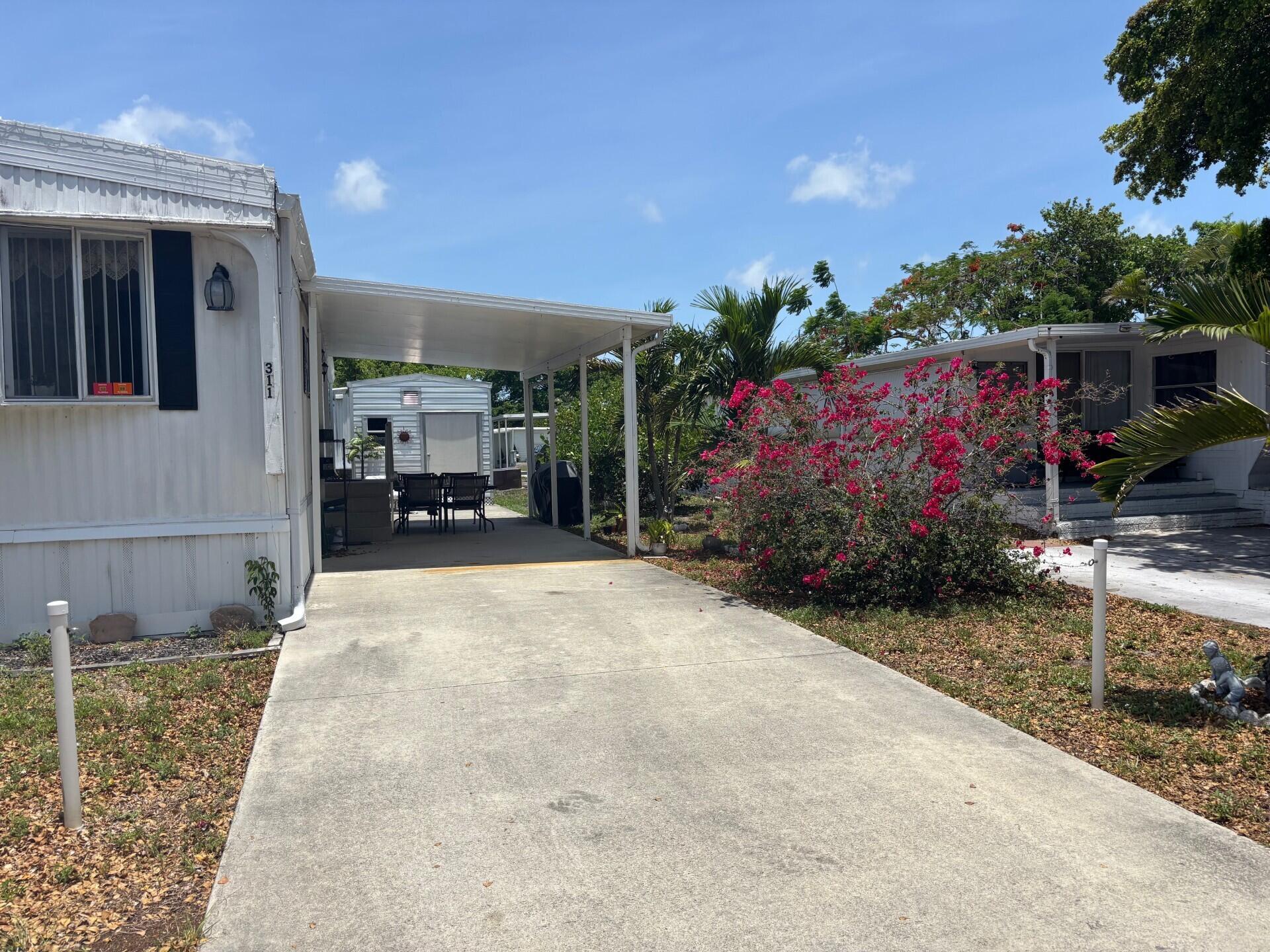 311 NW 50th Street, Deerfield Beach, FL, 33064/$79,000 4 311 NW 50th Street