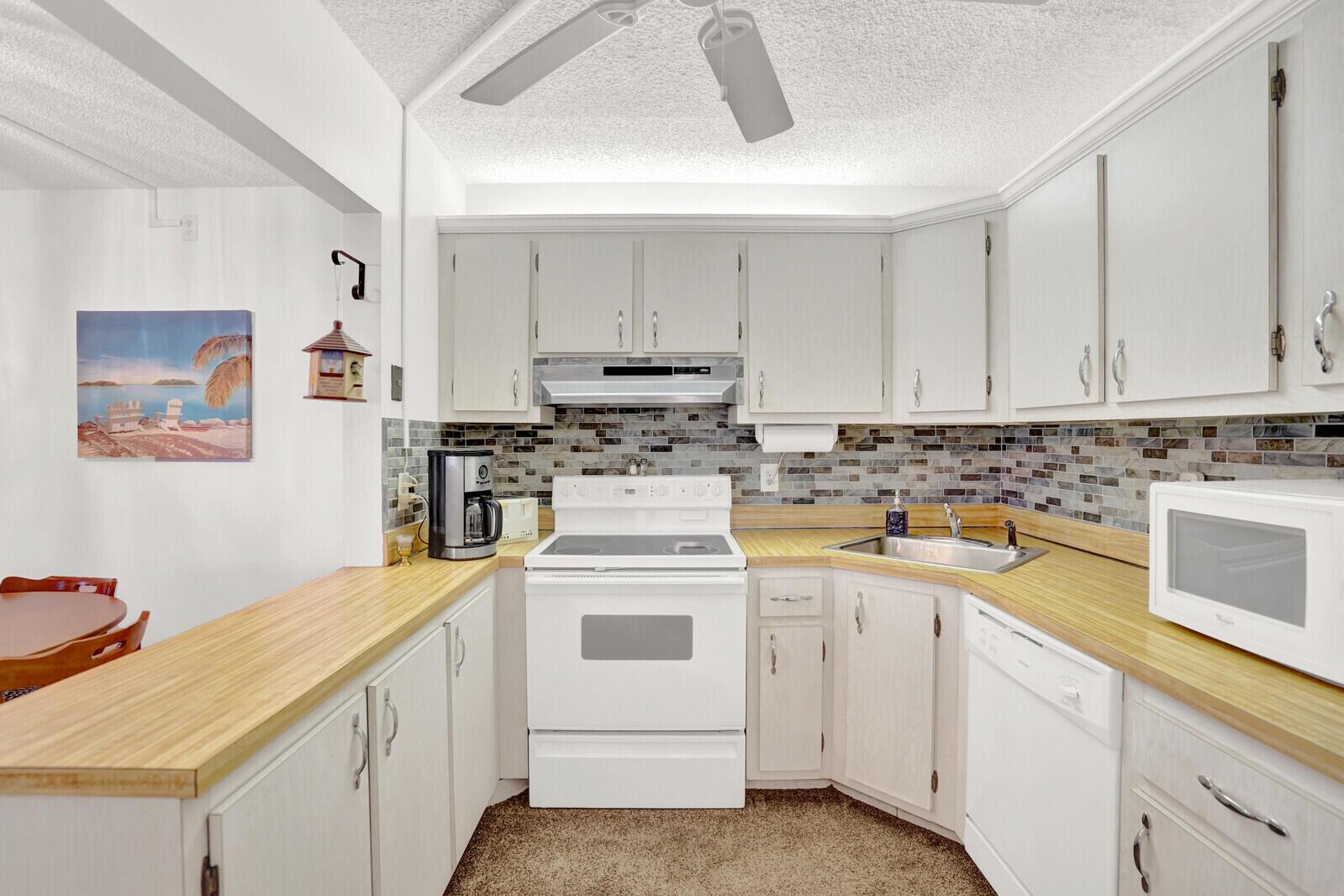 PINE RIDGE SOUTH I CONDO - Residential