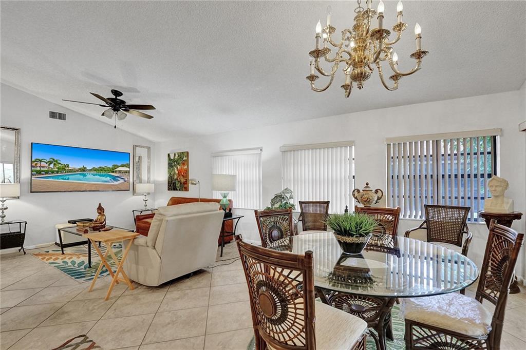 POINTE PARK CONDOS - Residential