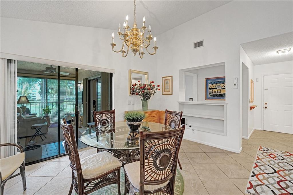 POINTE PARK CONDOS - Residential