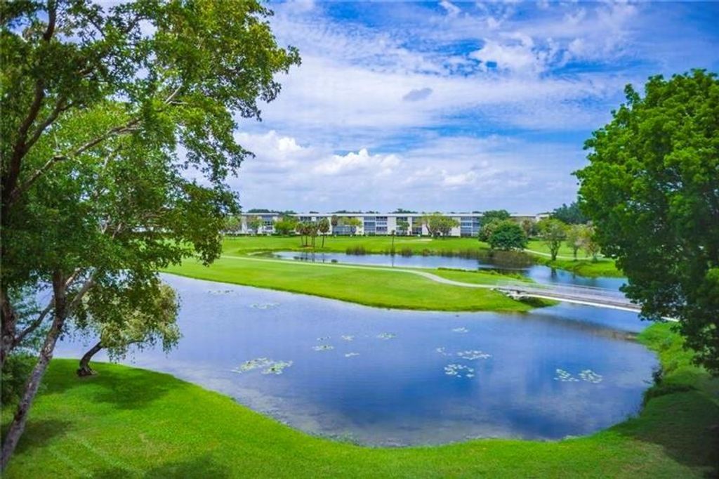 Photo of 2903 Victoria Circle #G-3, Coconut Creek, FL 33066 (MLS # F10410632)