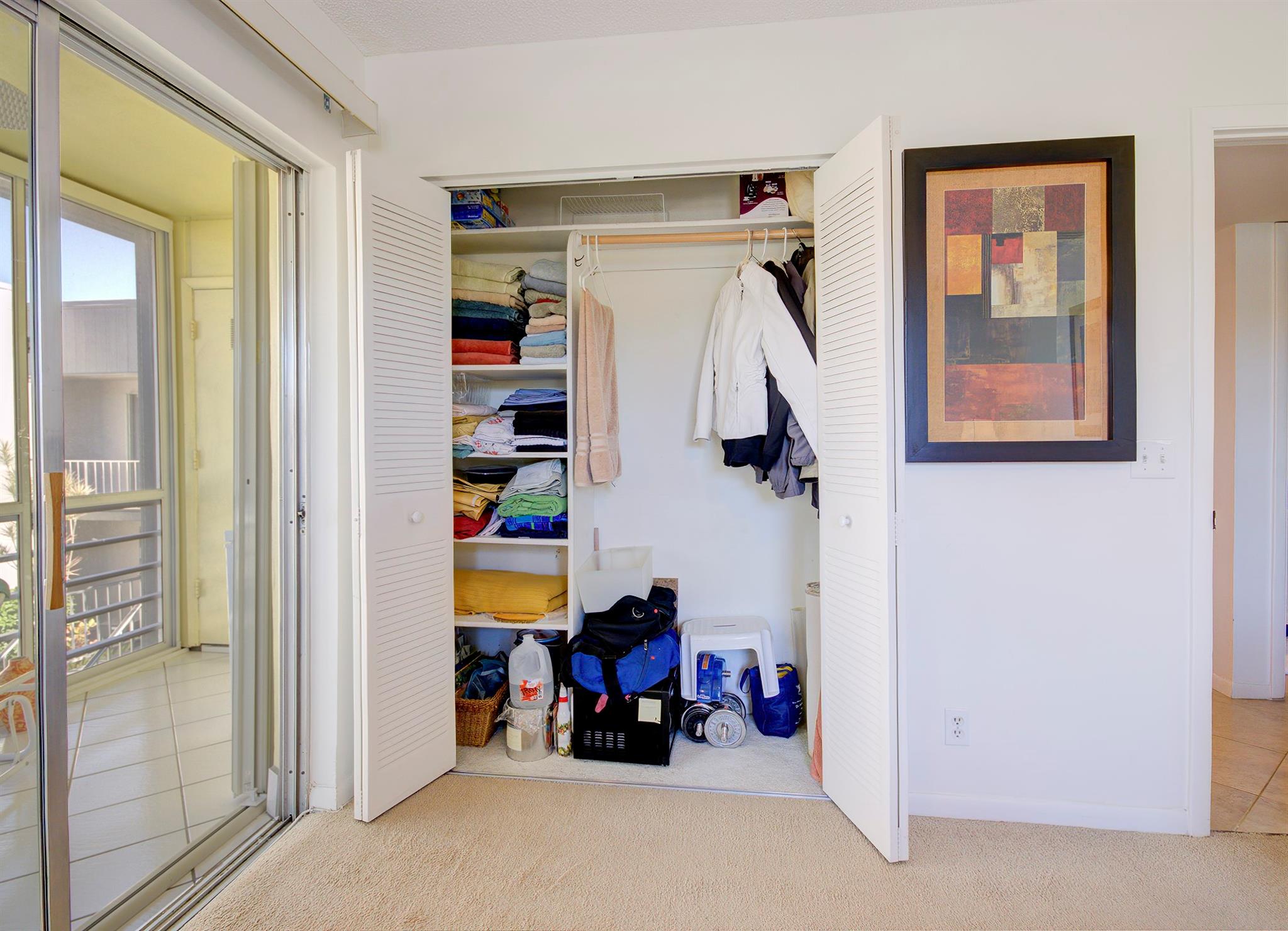 Kings Point Burgundy P - Residential