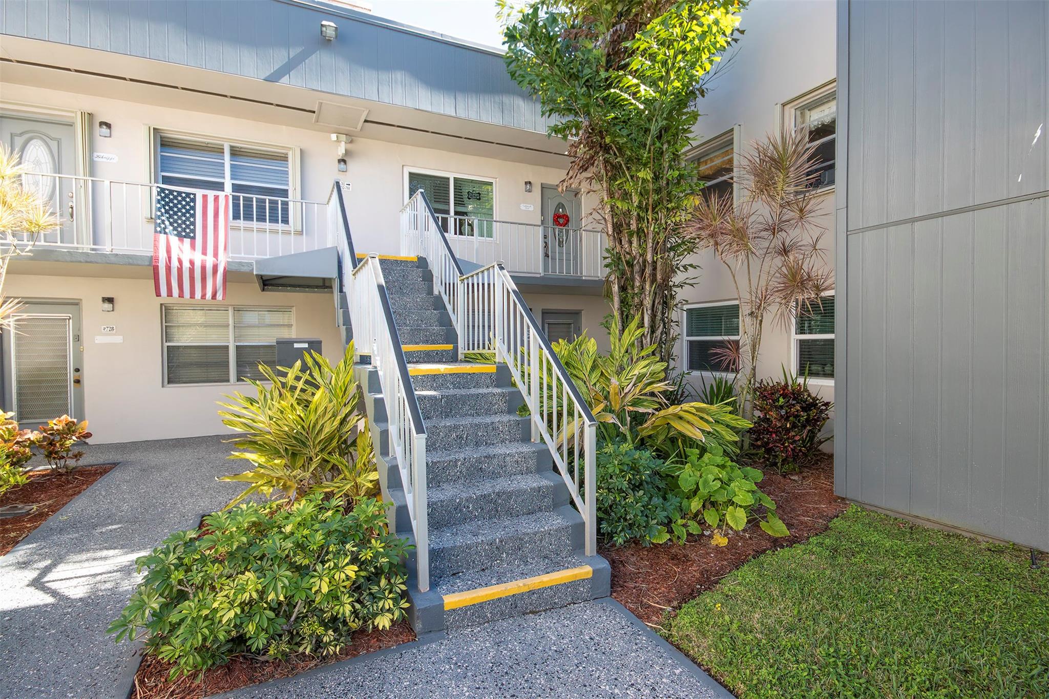 Kings Point Burgundy P - Residential