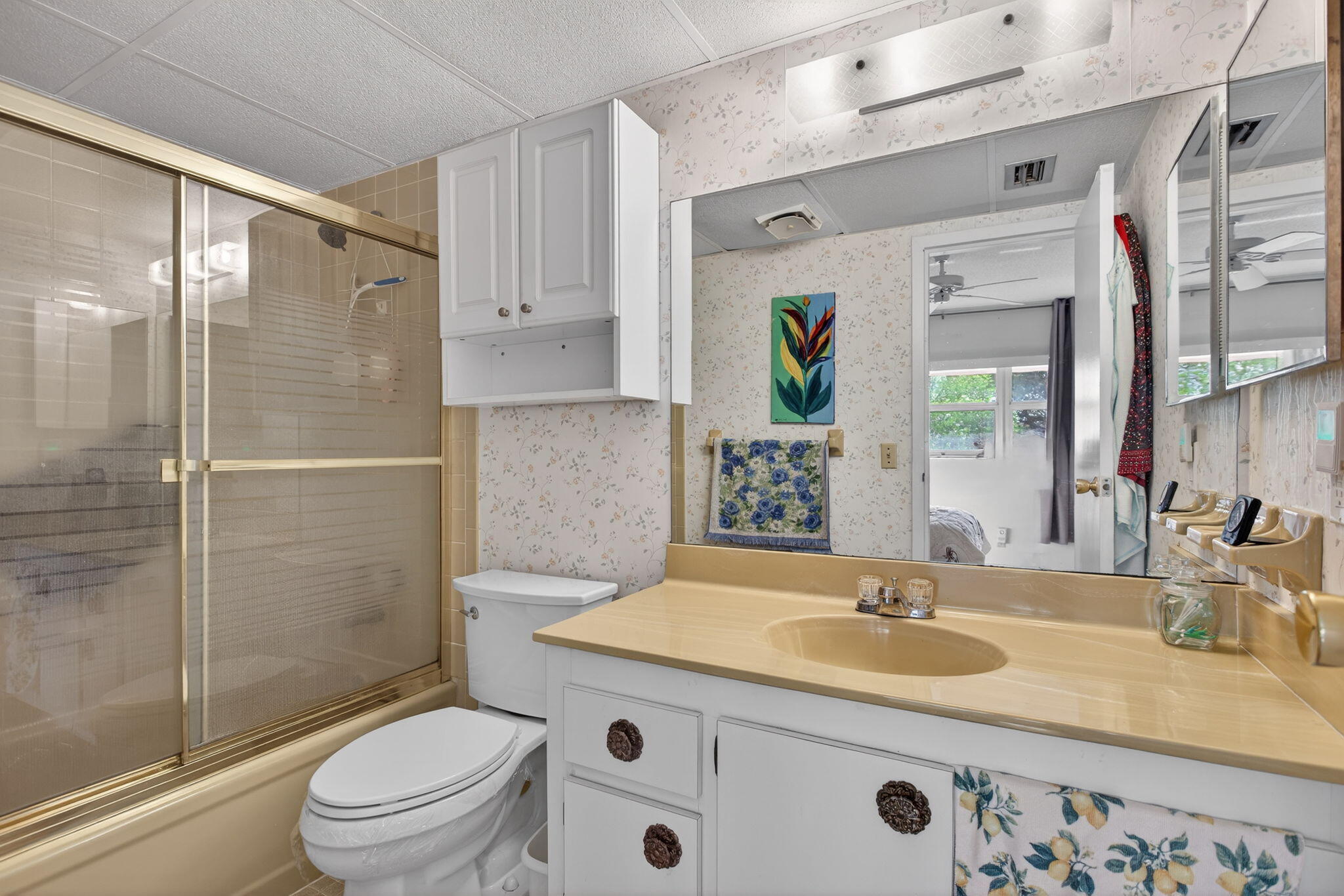 ORIOLE GOLF & TENNIS CLUB CONDO - Residential