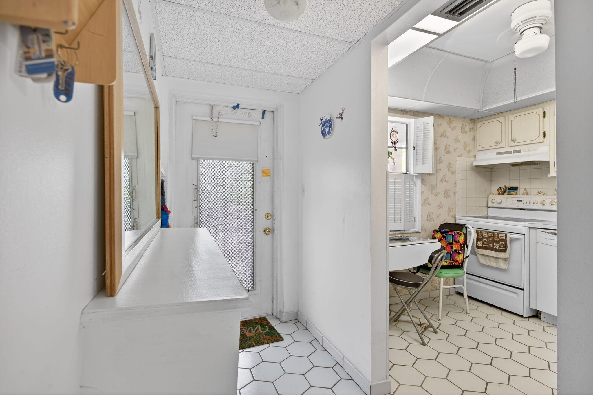 ORIOLE GOLF & TENNIS CLUB CONDO - Residential