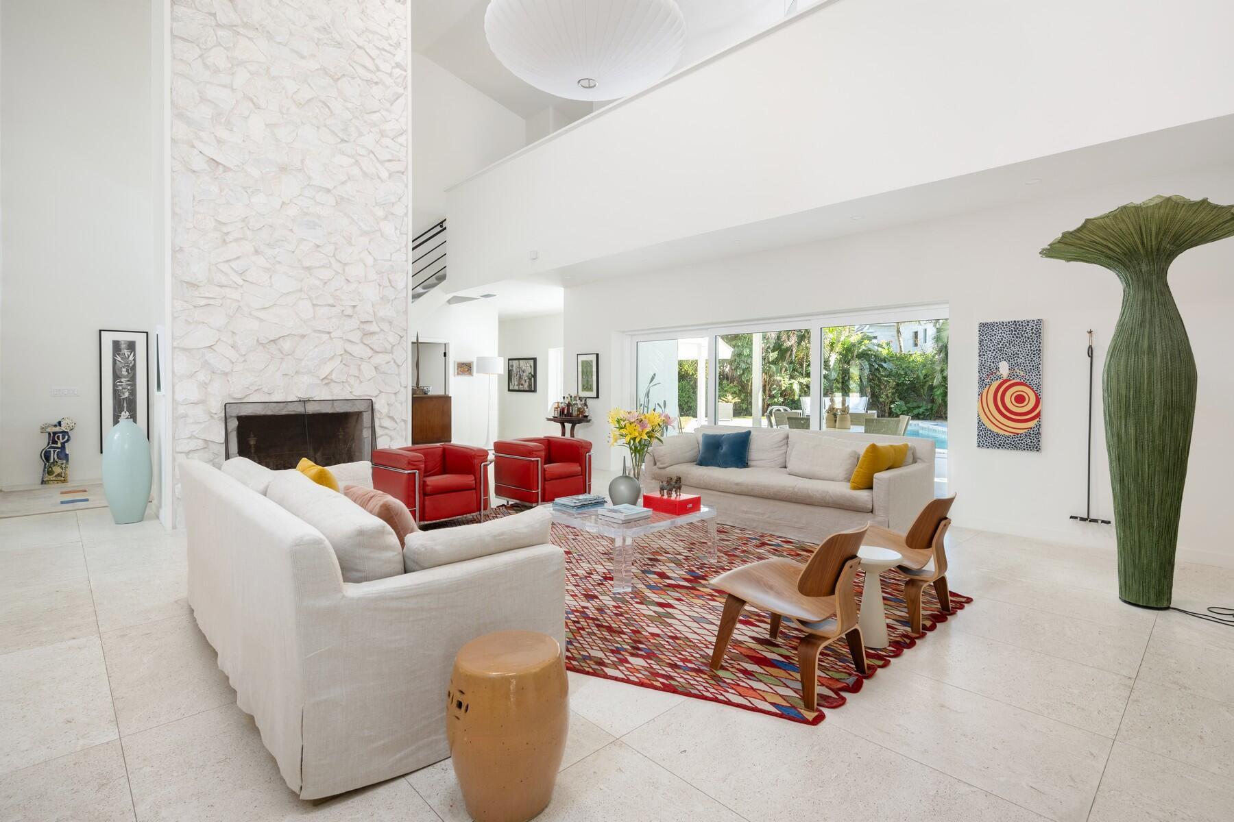 2161 Mangrove Drive