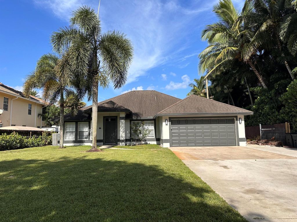 Photo of 5416 2nd Road, Lake Worth, FL 33467 (MLS # R11096245)