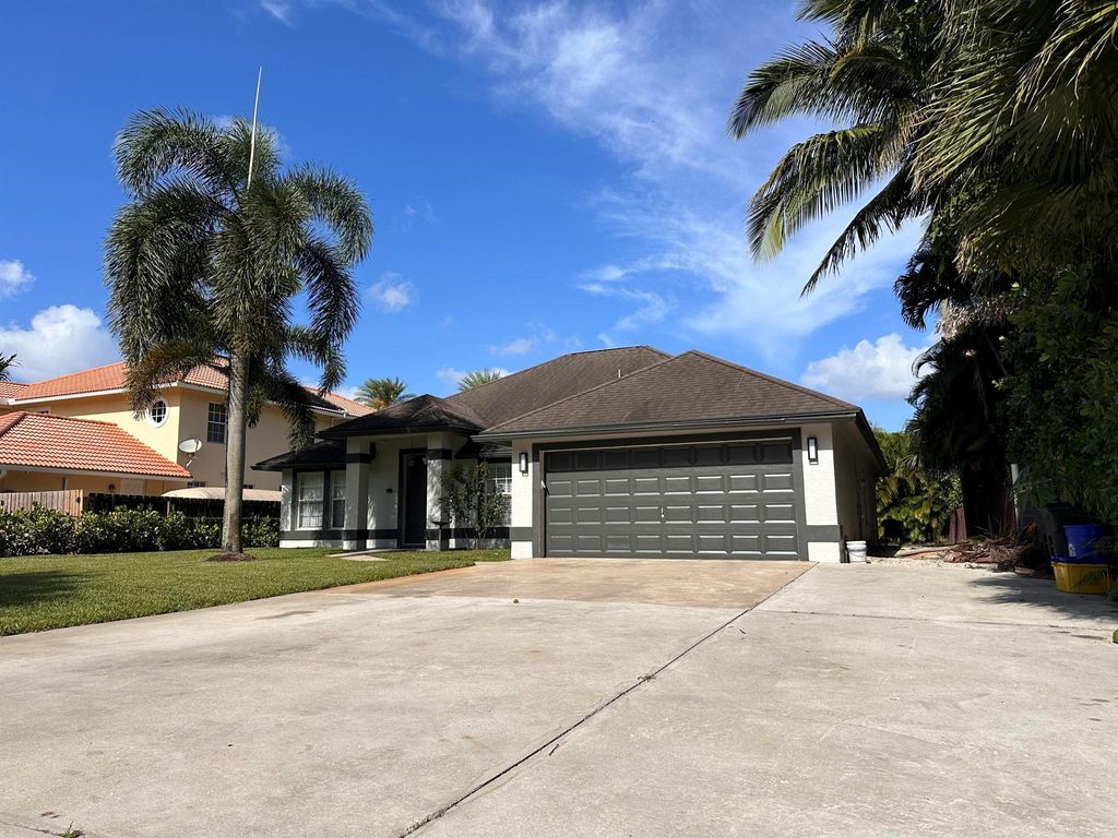 Photo of 5416 2nd Road, Lake Worth, FL 33467 (MLS # R11096245)