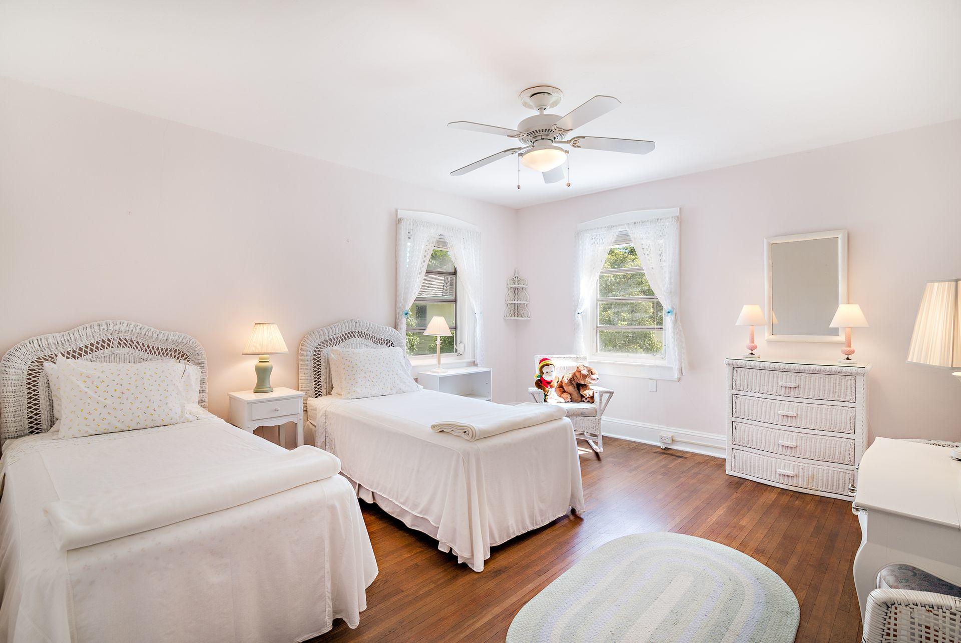 POINCIANA PARK 2ND ADD - Residential