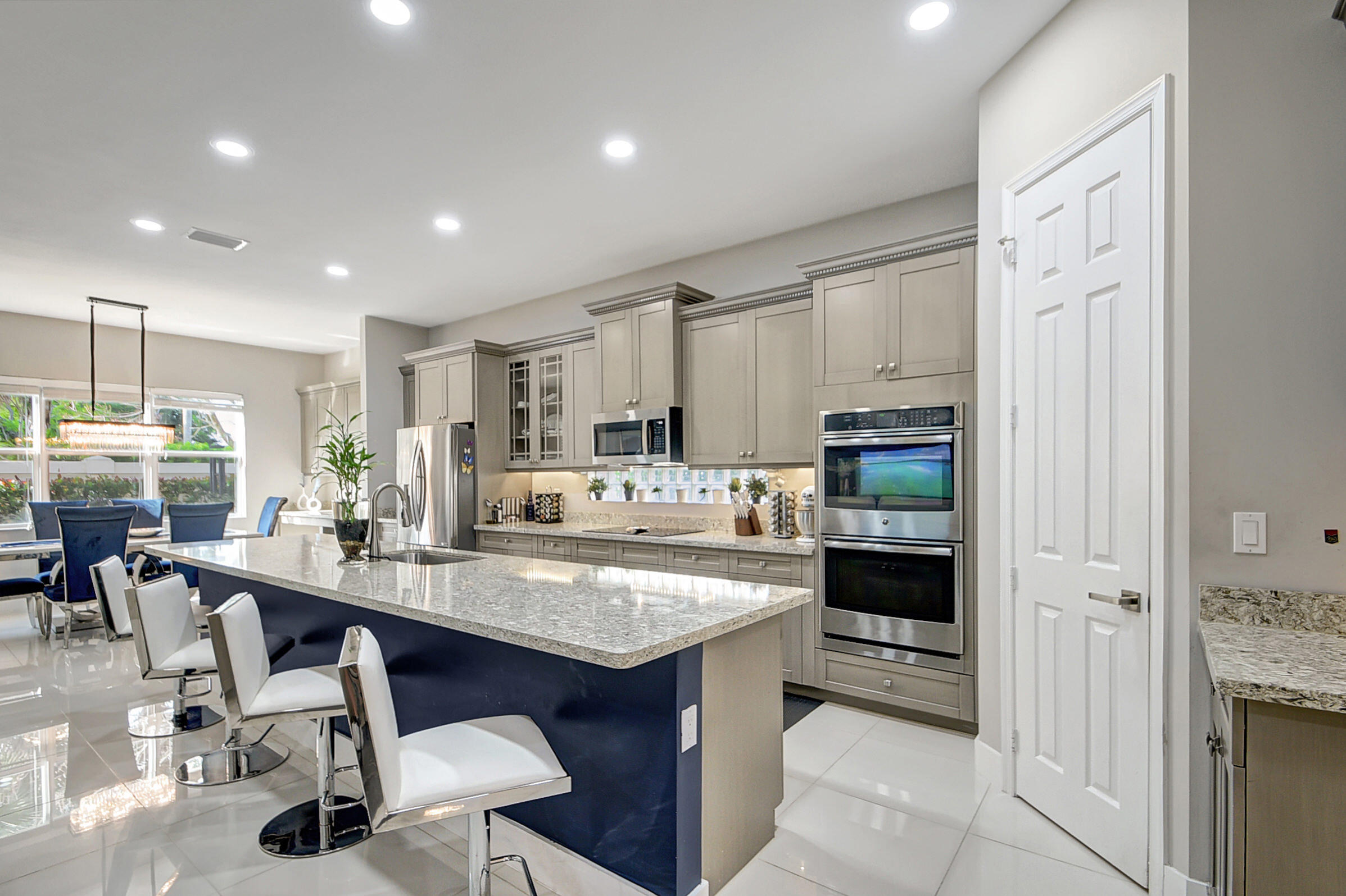 DILLRUN ESTATES - Residential