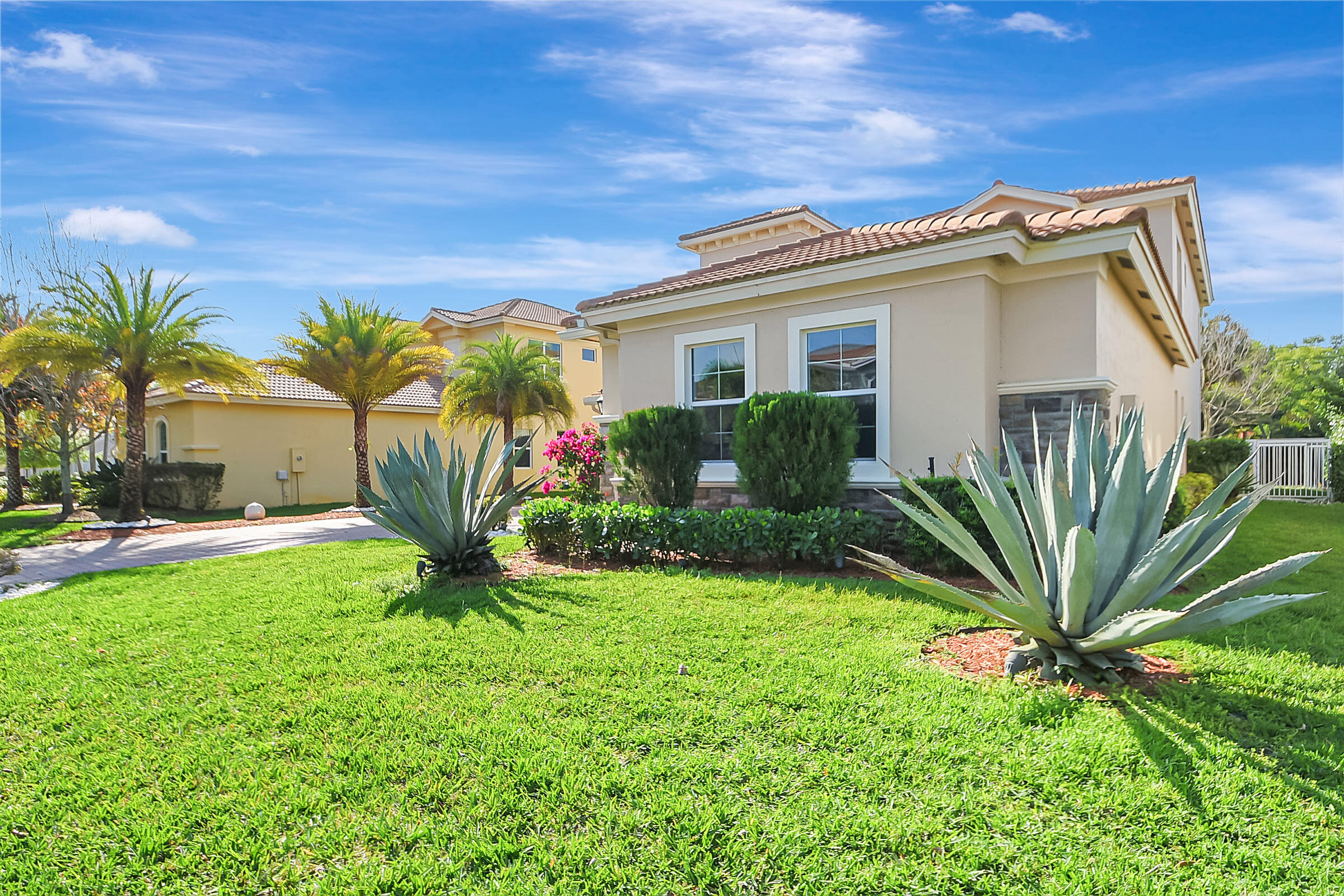 8952 Cypress Grove Lane