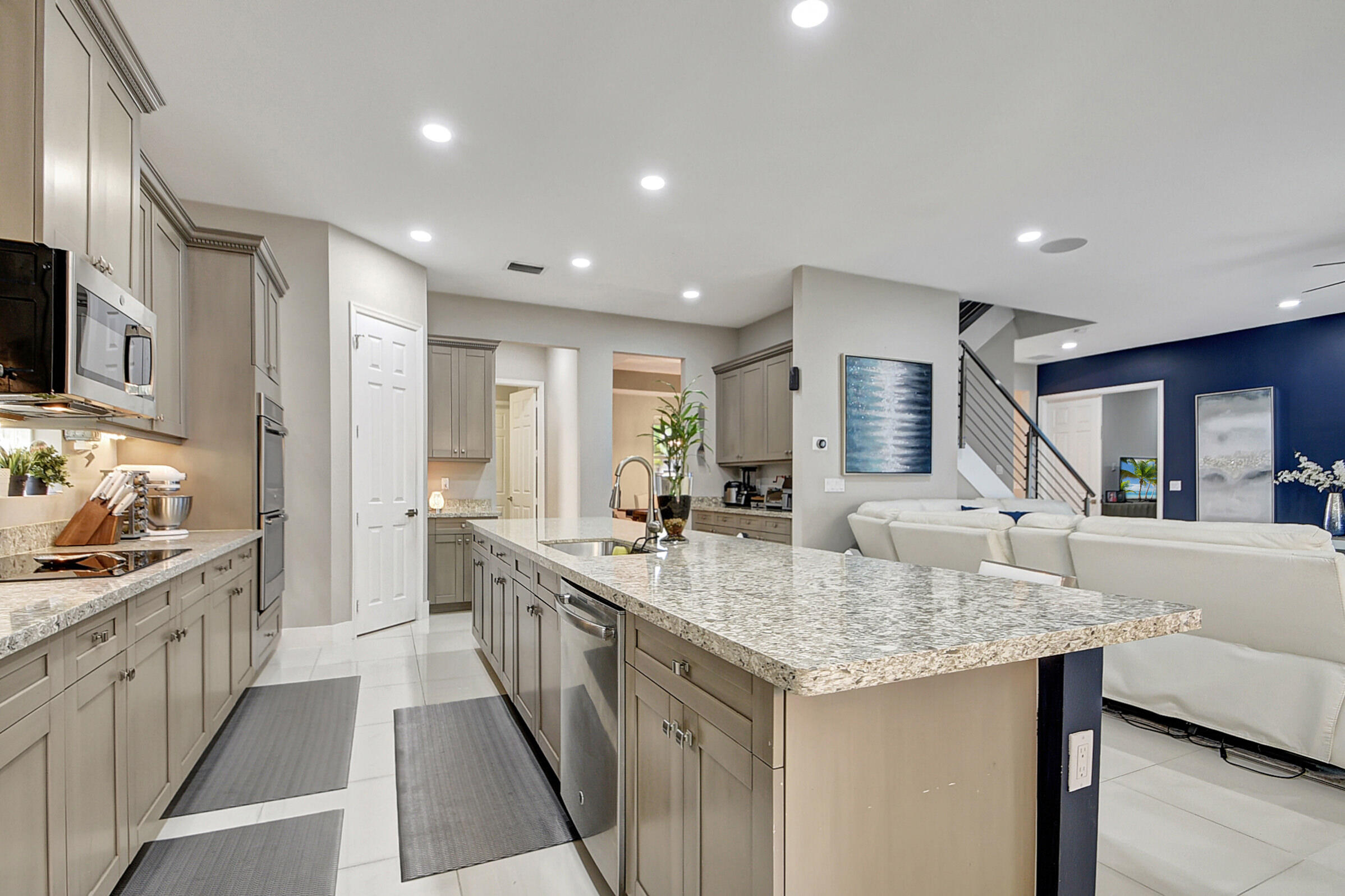 DILLRUN ESTATES - Residential