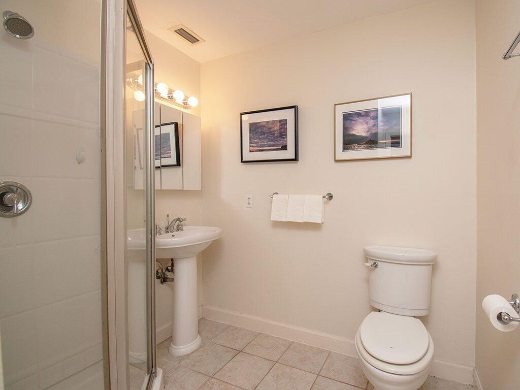 VISTA HARBOR CONDO BLDGS - Residential