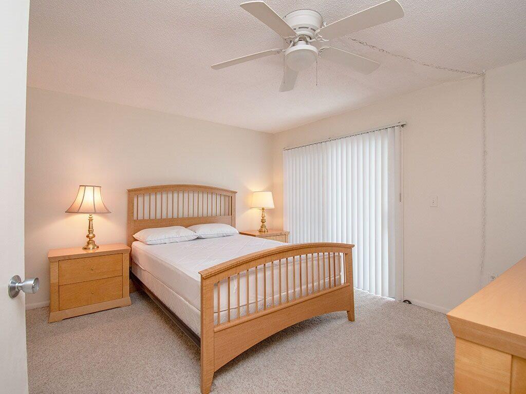 VISTA HARBOR CONDO BLDGS - Residential