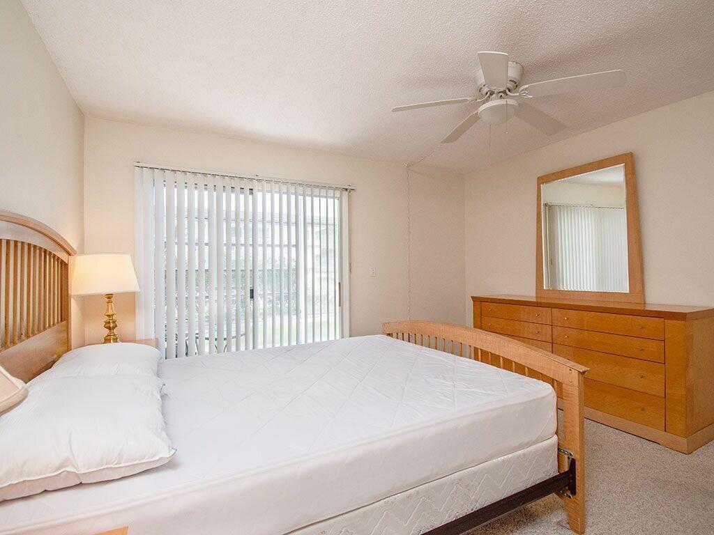 VISTA HARBOR CONDO BLDGS - Residential