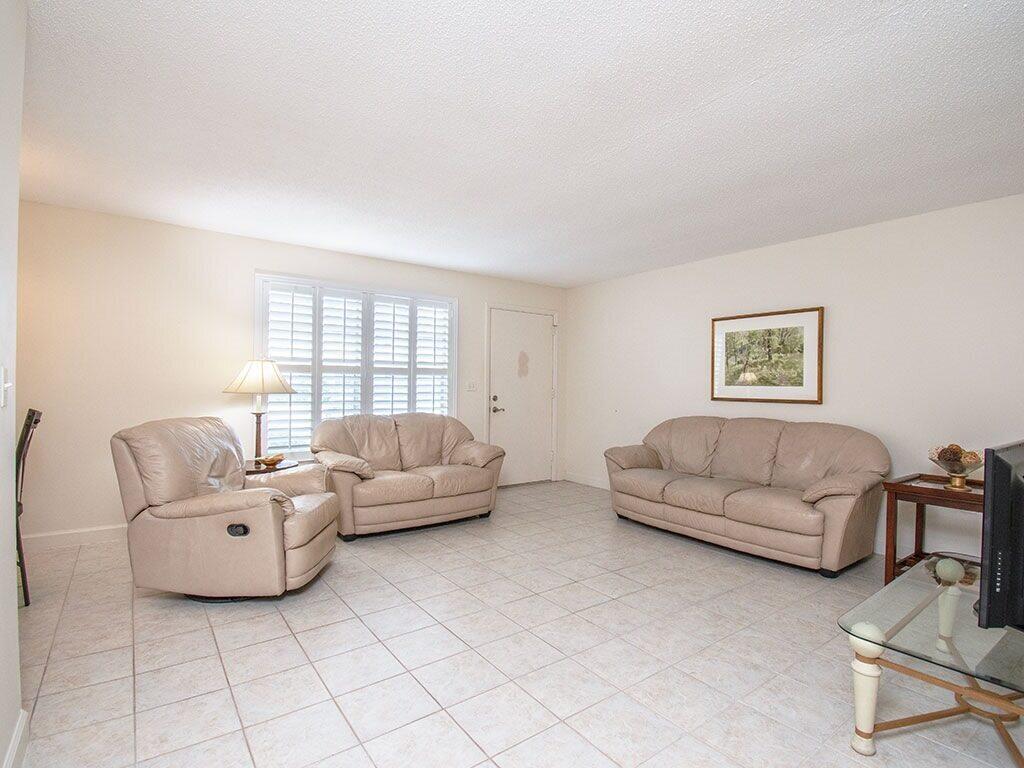 VISTA HARBOR CONDO BLDGS - Residential