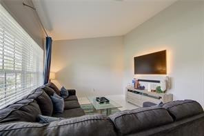 Boulevard Forest 113-39 B - Residential