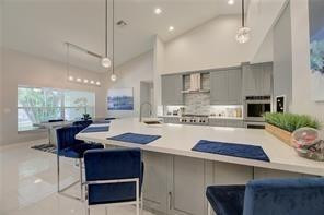 Boulevard Forest 113-39 B - Residential