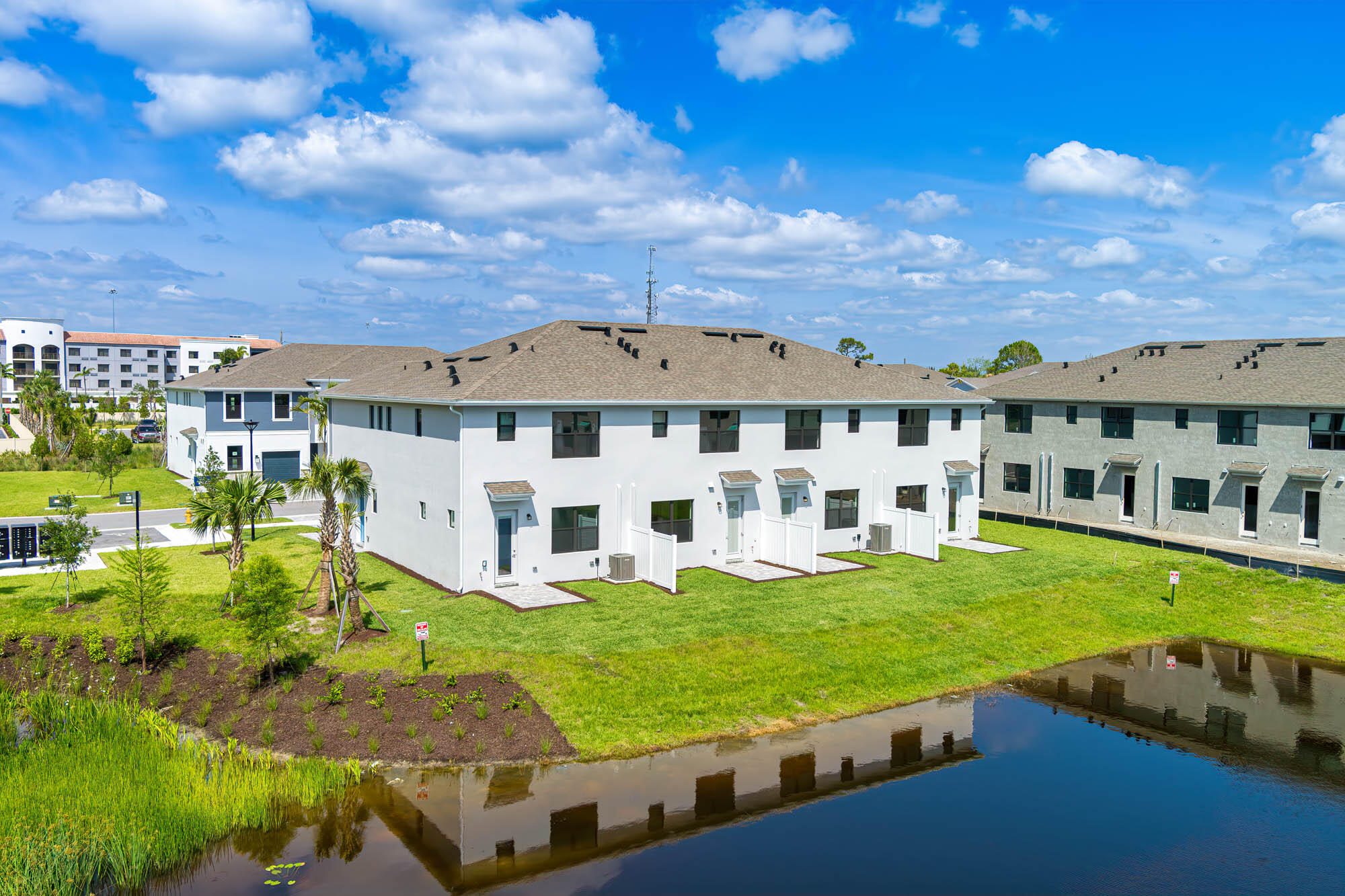 95 RIVERSIDE PUD PHASE IV (CAMELLIA) - Residential Lease