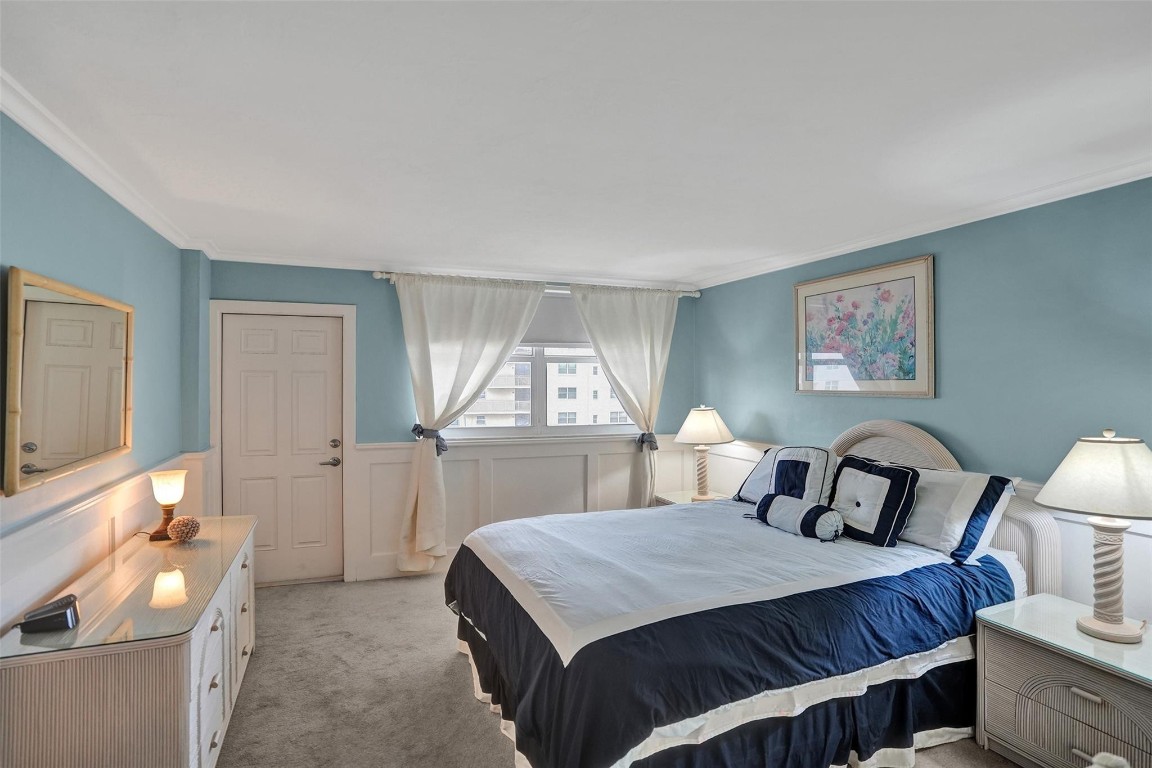 HILLSBORO LE BARON - Residential