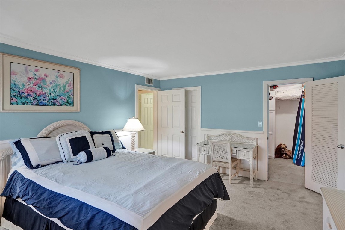 HILLSBORO LE BARON - Residential