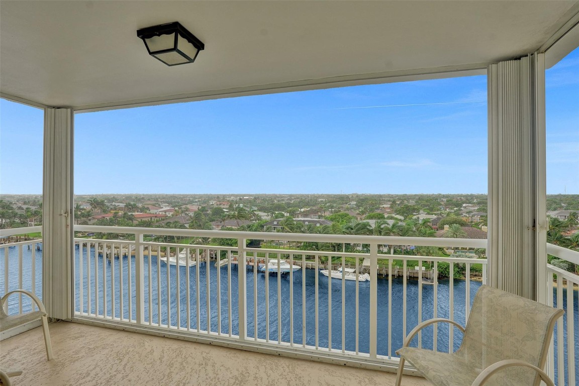 HILLSBORO LE BARON - Residential