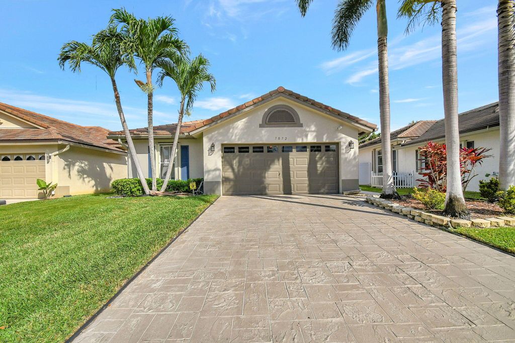 Photo of 7872 Manor Forest Lane, Boynton Beach, FL 33436 (MLS # R11061053)