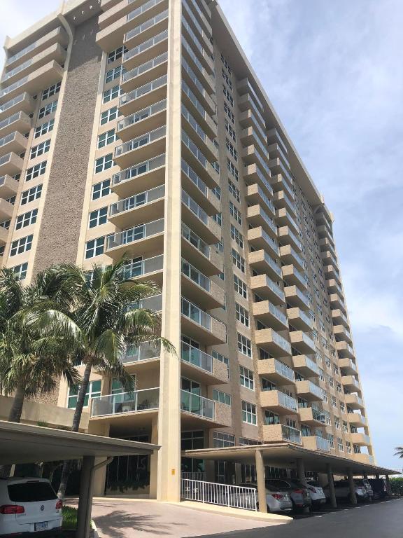 AQUARIUS CONDO - Residential Lease