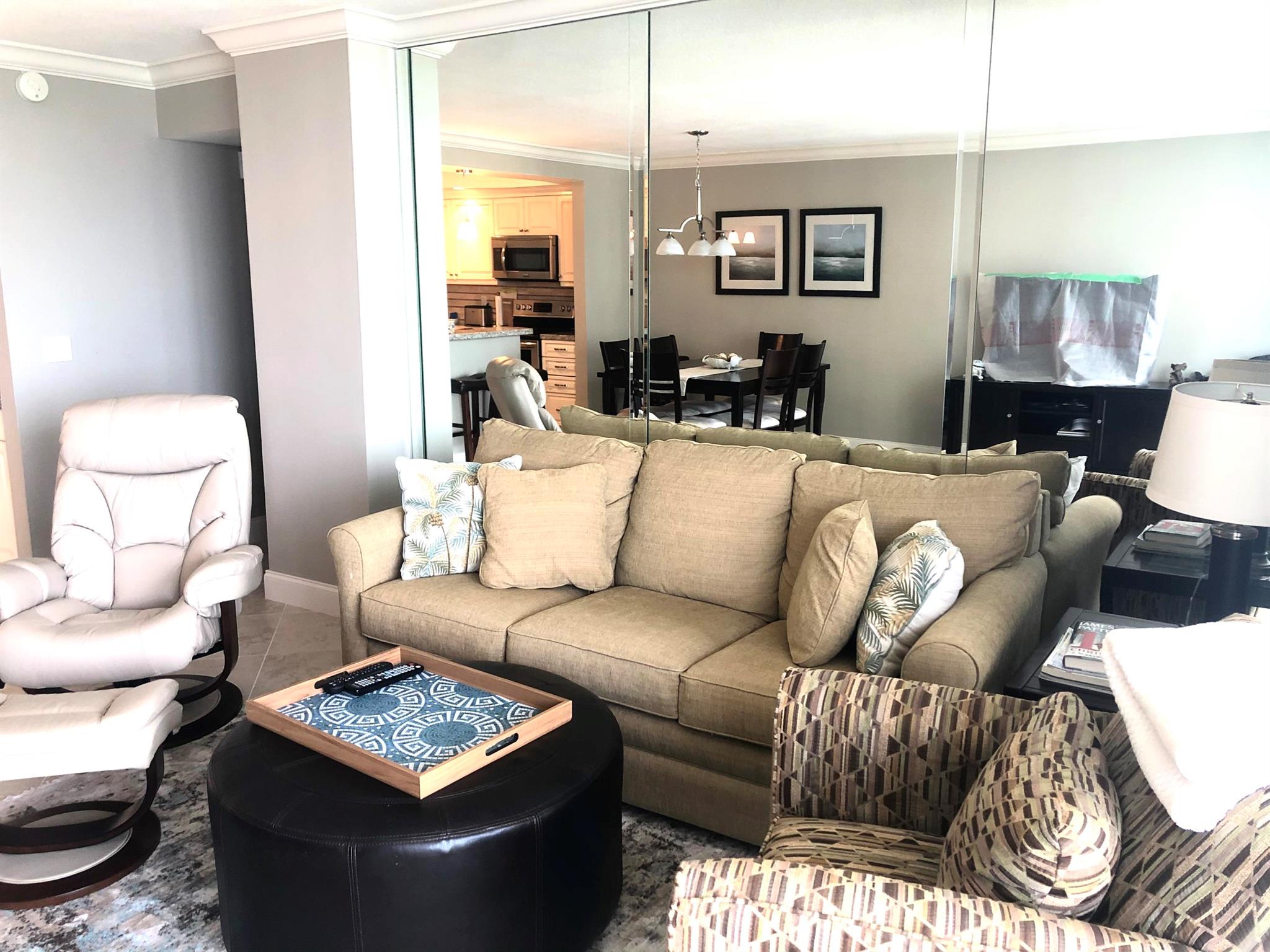 AQUARIUS CONDO - Residential Lease