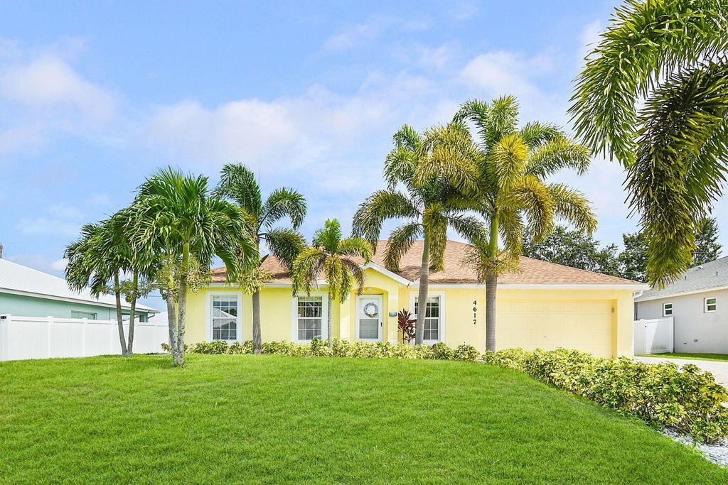 Photo of 4617 SW Pearl Street, Port Saint Lucie, FL 34953 (MLS # R11012507)