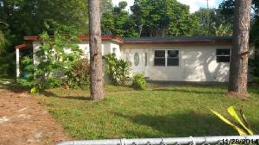 WHAT A GREAT OPPORTUNITY TO OWN A HOME THAT IS WELL LOCATED CLOSE TO THE HIGHWAY, SHOPPING AND THE BEACHES. ALL THIS HOUSE NEEDS IS FOR YOU TO FIX IT UP INTO YOUR HOME. THIS IS A FANNIE MAE HOMEPATH PROPERTY.