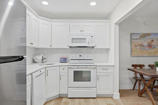Properties 3561 Tall Pine Way C2